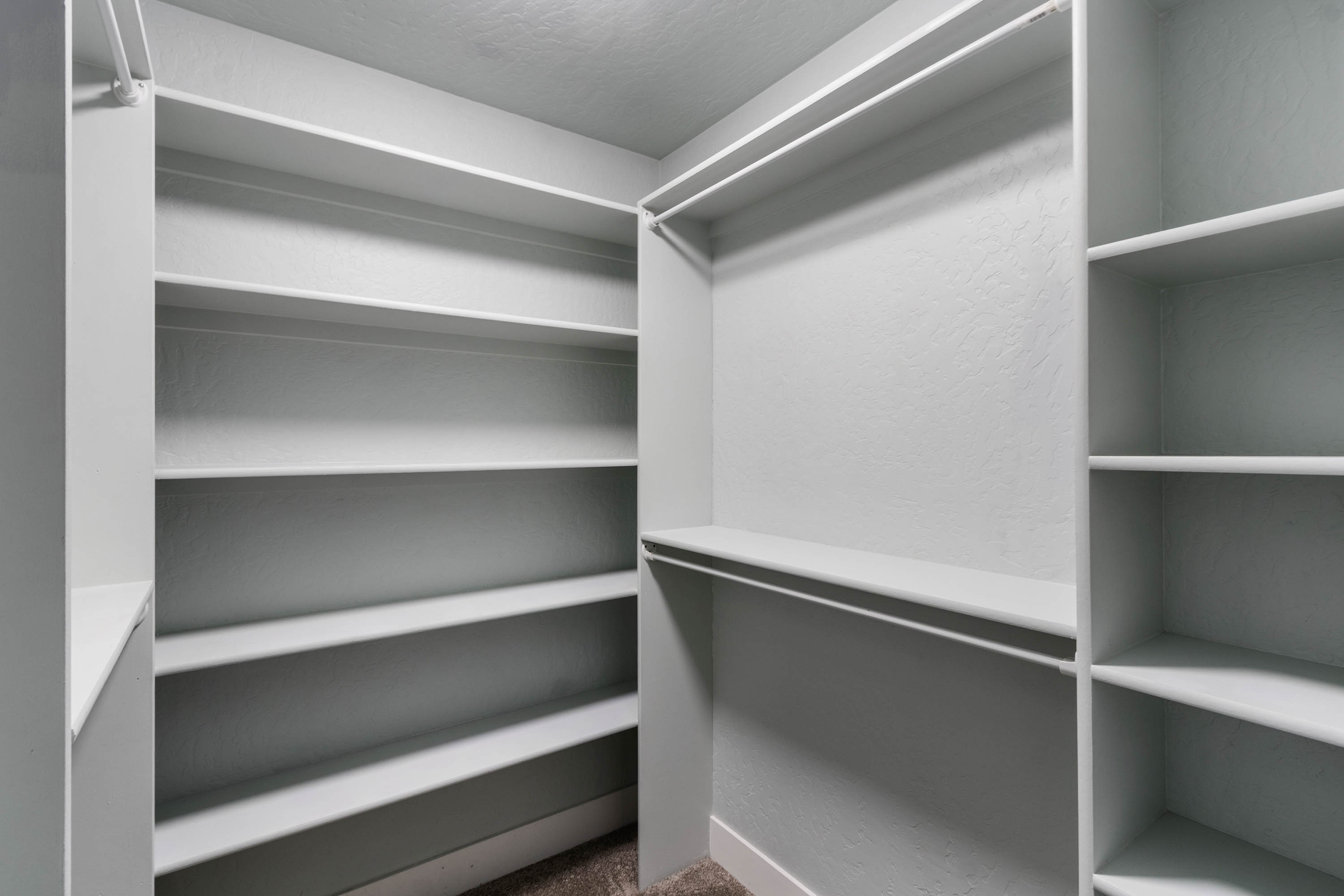 Sandpoint, Idaho, 83864, United States, 3 Bedrooms Bedrooms, ,2 BathroomsBathrooms,Residential,For Sale,2006353