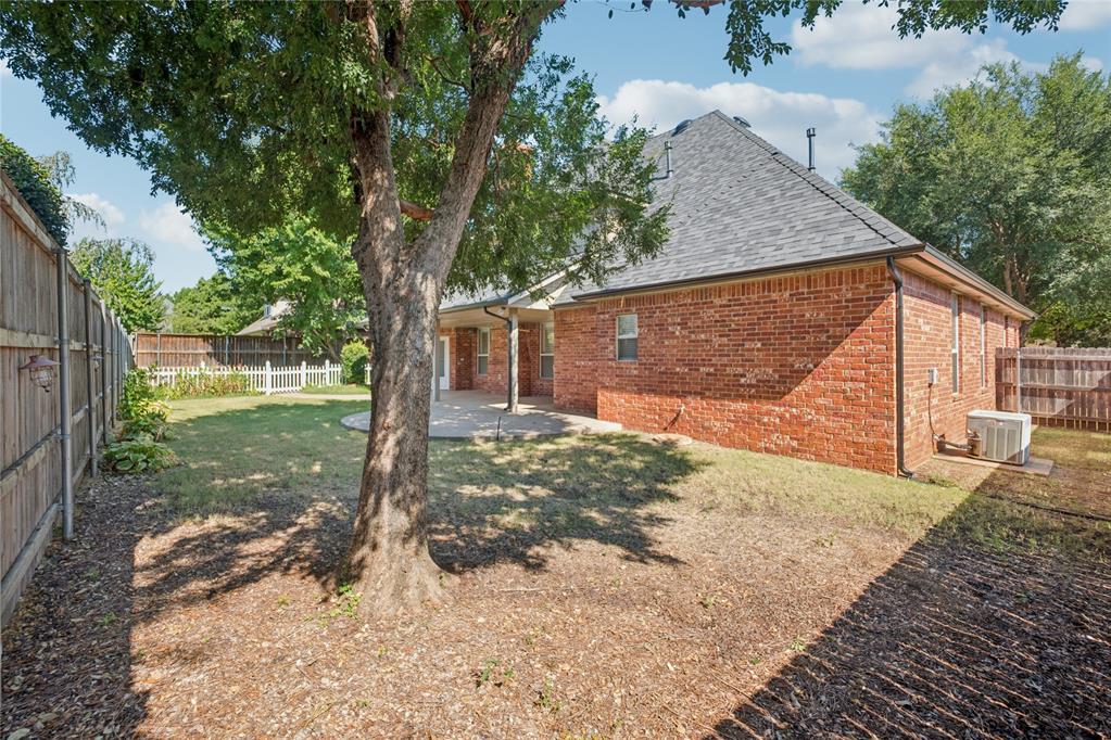 Edmond, Oklahoma, 73013, United States, 4 Bedrooms Bedrooms, ,5 BathroomsBathrooms,Residential,For Sale,1912730