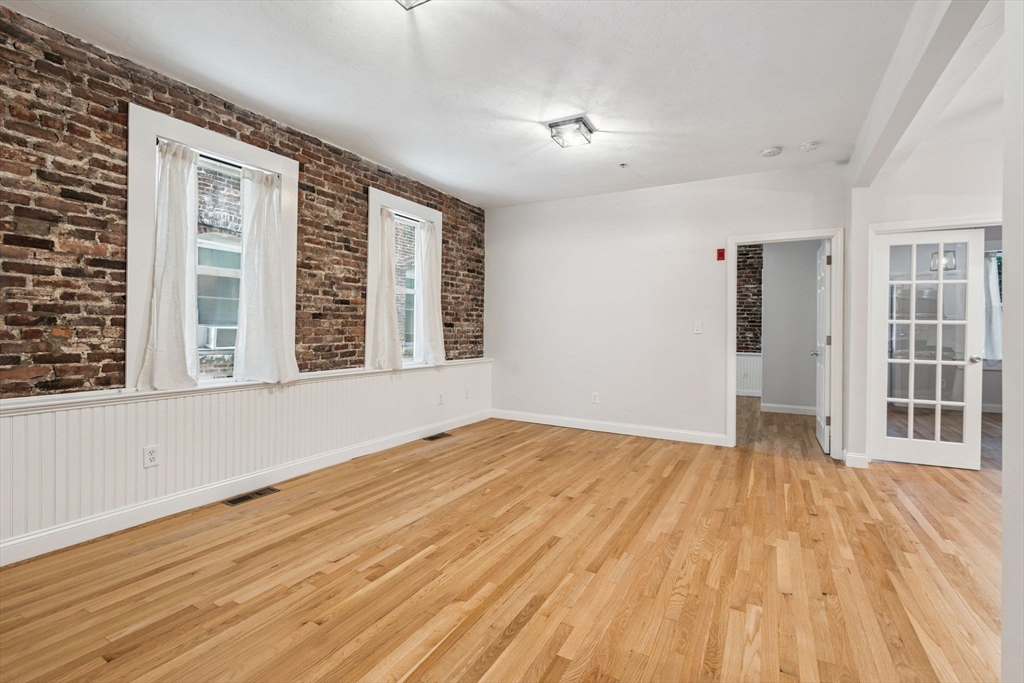 Boston, Massachusetts, 02128, United States, 2 Bedrooms Bedrooms, ,1 BathroomBathrooms,Residential,For Sale,1955768