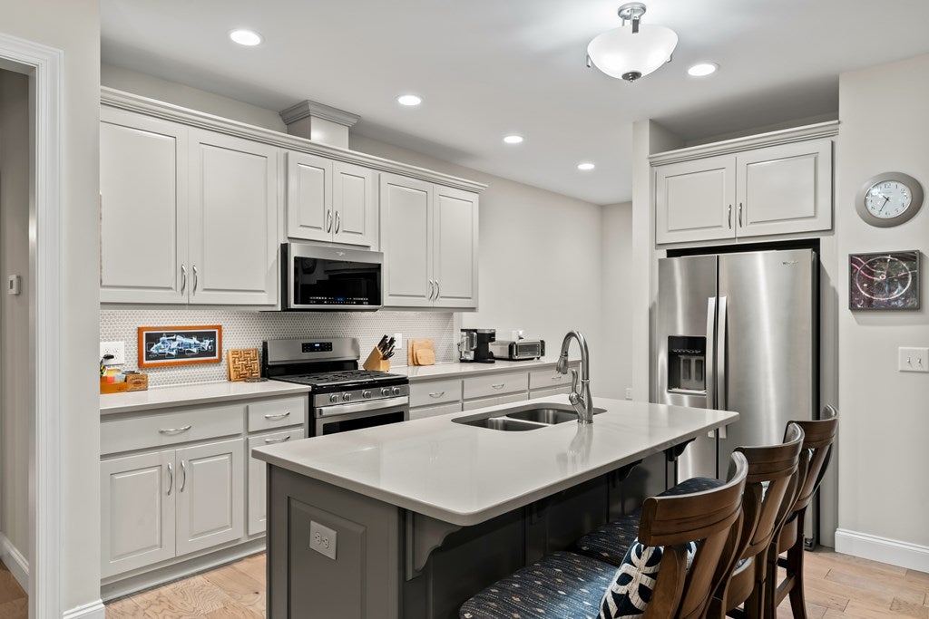 Ellijay, Georgia, 30536, United States, 3 Bedrooms Bedrooms, ,2 BathroomsBathrooms,Residential,For Sale,1987924