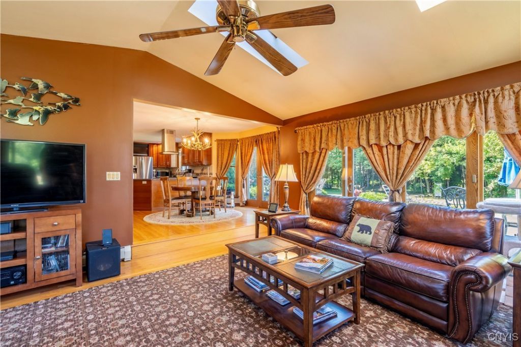 West Monroe, New York, 13167, United States, 4 Bedrooms Bedrooms, ,3 BathroomsBathrooms,Residential,For Sale,1939598