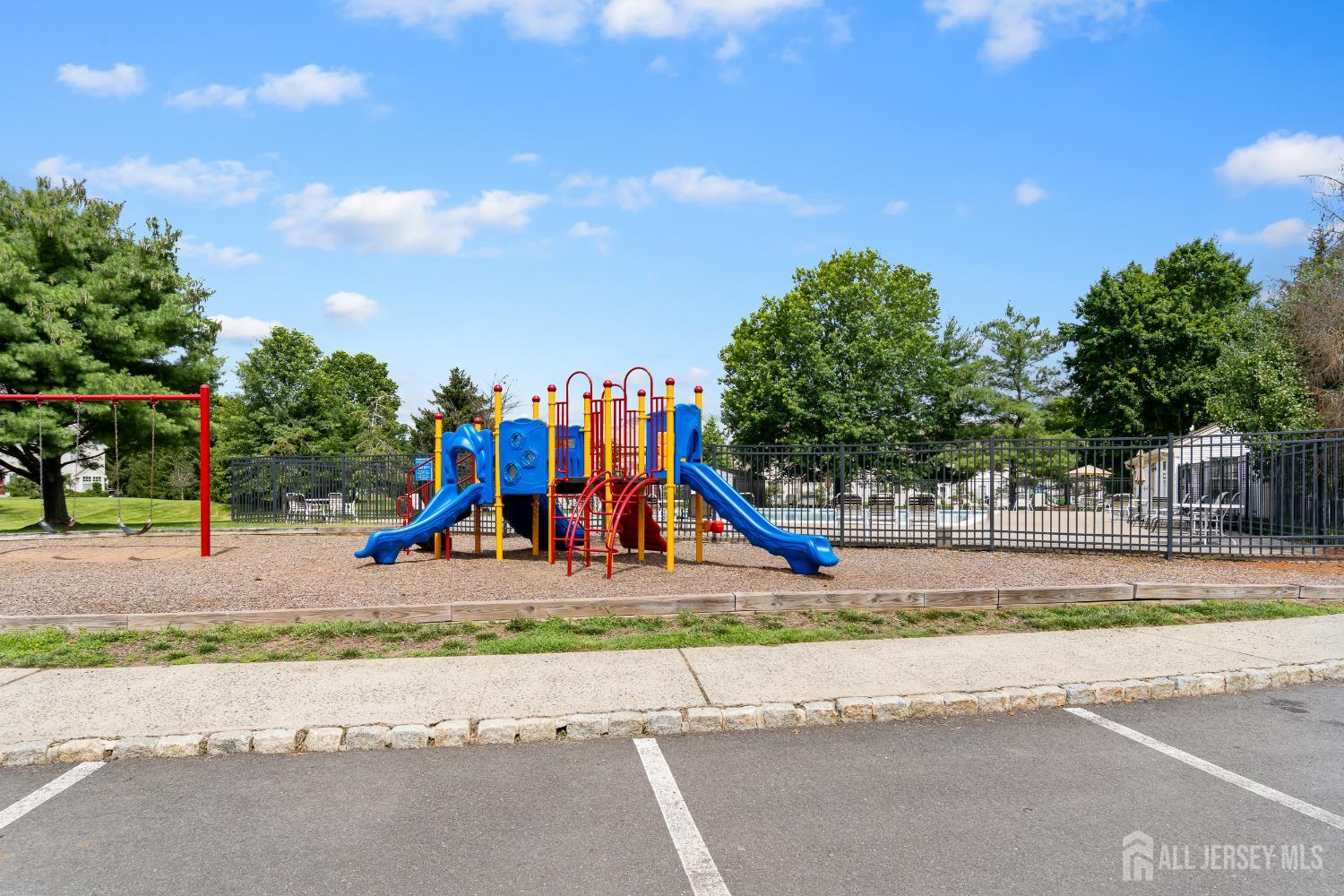 South Brunswick, New Jersey, 08824, United States, 3 Bedrooms Bedrooms, ,3 BathroomsBathrooms,Residential,For Sale,1940430
