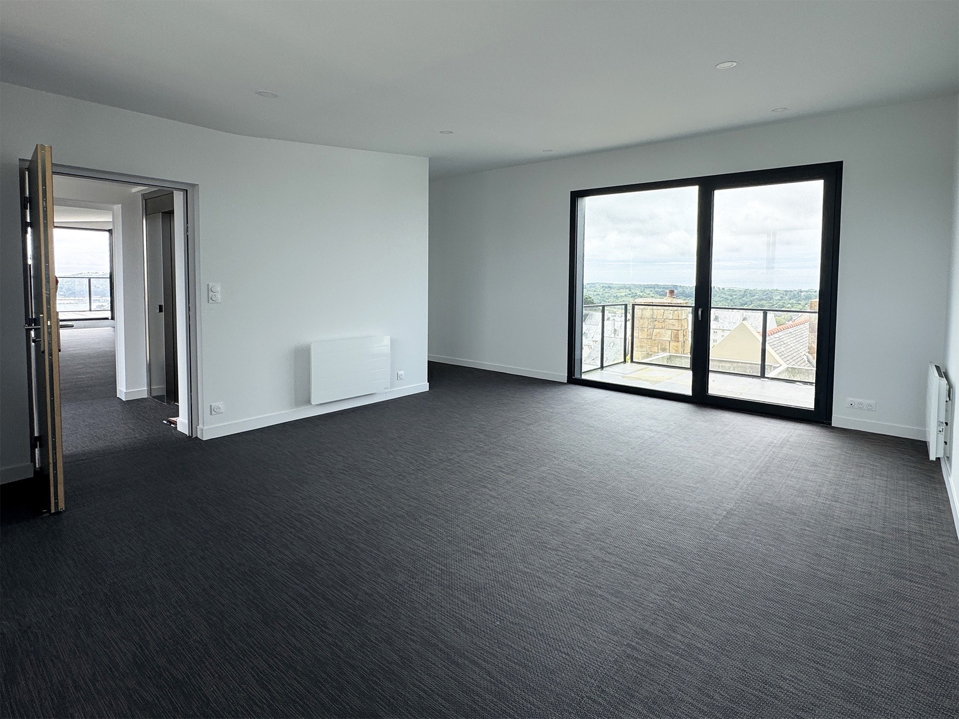  CROZON, STUNNING PENTHOUSE WITH SEA VIEW - 物件實景