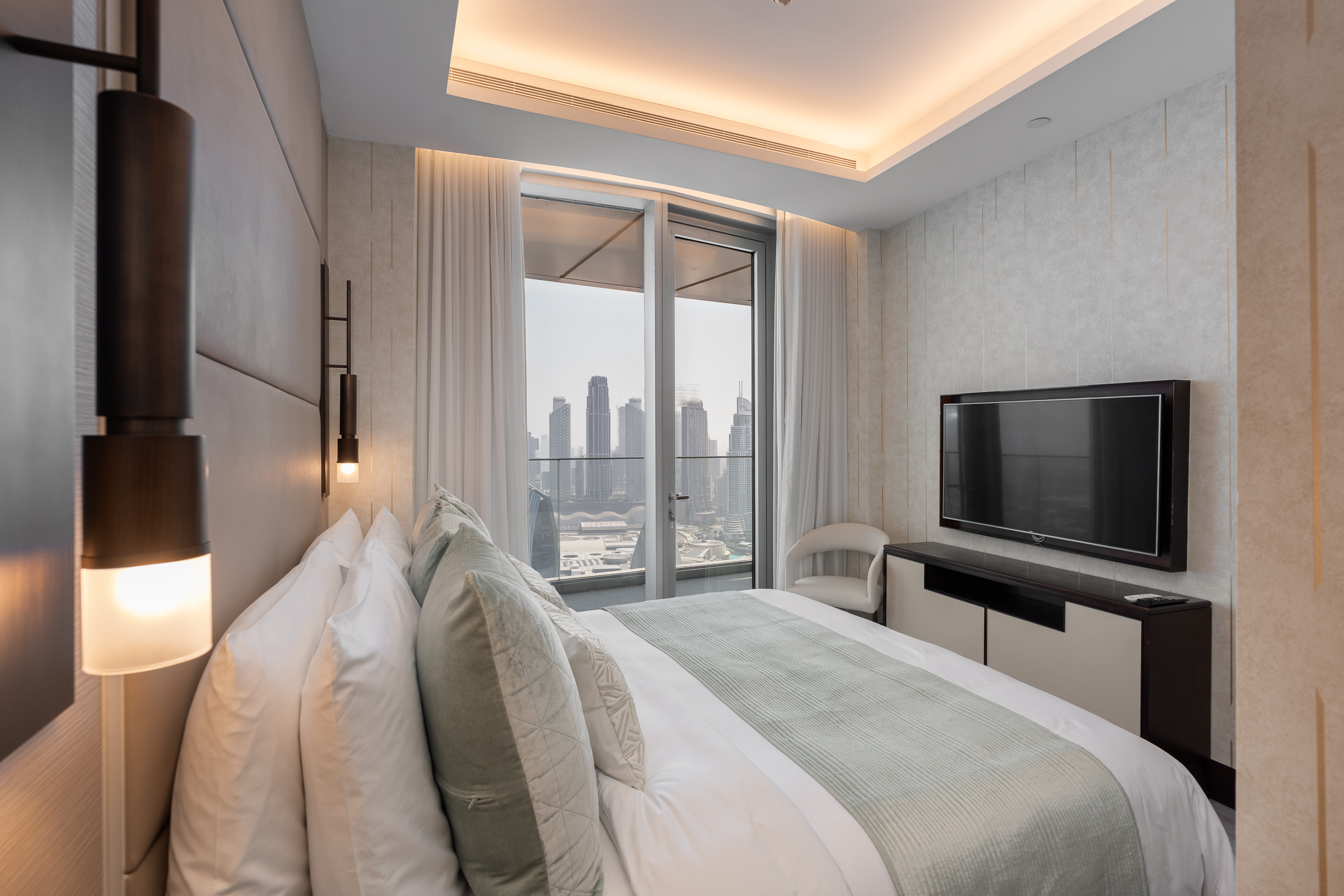  Upgraded Penthouse at Sky Views - 物件實景
