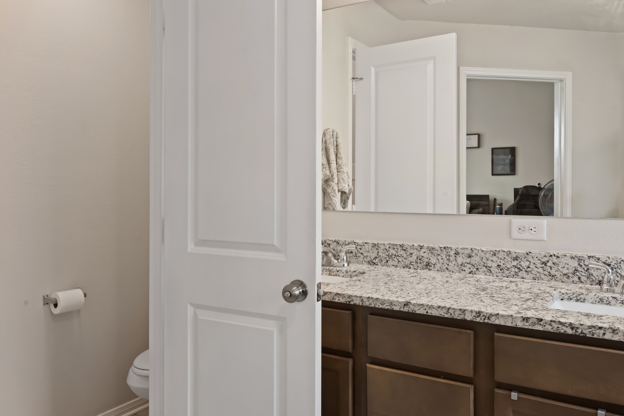  2040 Muscadine Trail, Brenham, TX, 77833 - 物件實景