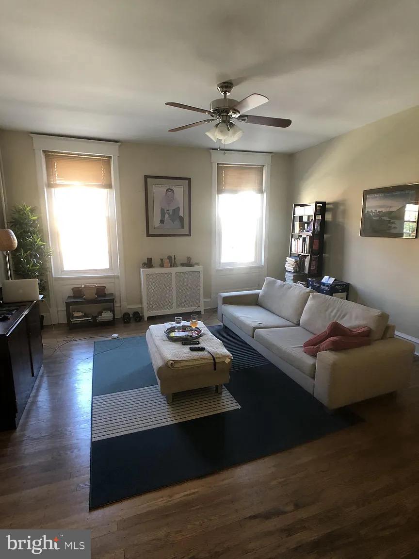 PHILADELPHIA, Pennsylvania, 19148, United States, 6 Bedrooms Bedrooms, ,Residential,For Sale,1990200