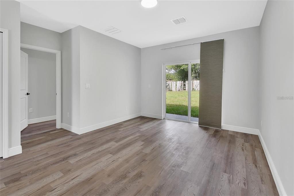 Deland, Florida, 32720, United States, 6 Bedrooms Bedrooms, ,Residential,For Sale,1898619