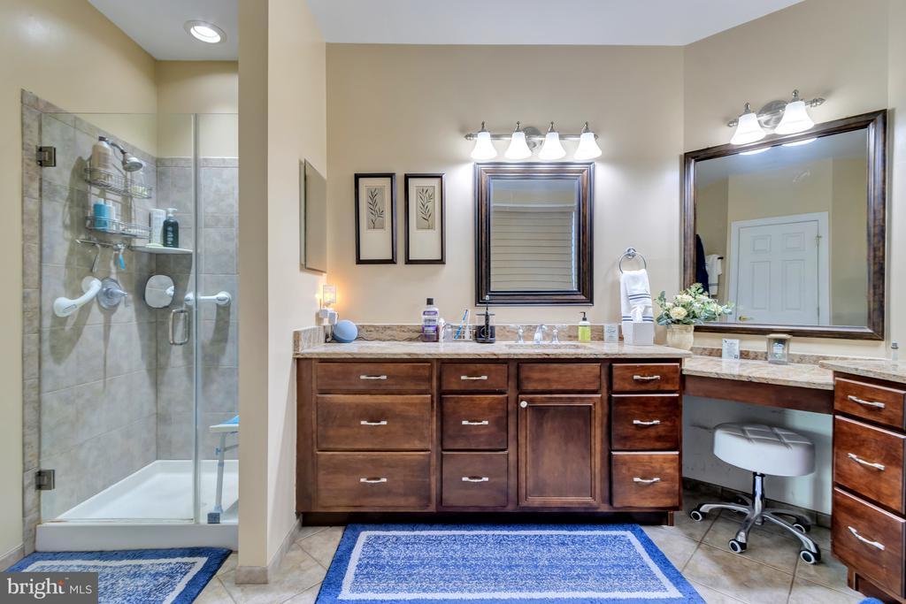 Ocean View, Delaware, 19970, United States, 4 Bedrooms Bedrooms, ,4 BathroomsBathrooms,Residential,For Sale,1804687