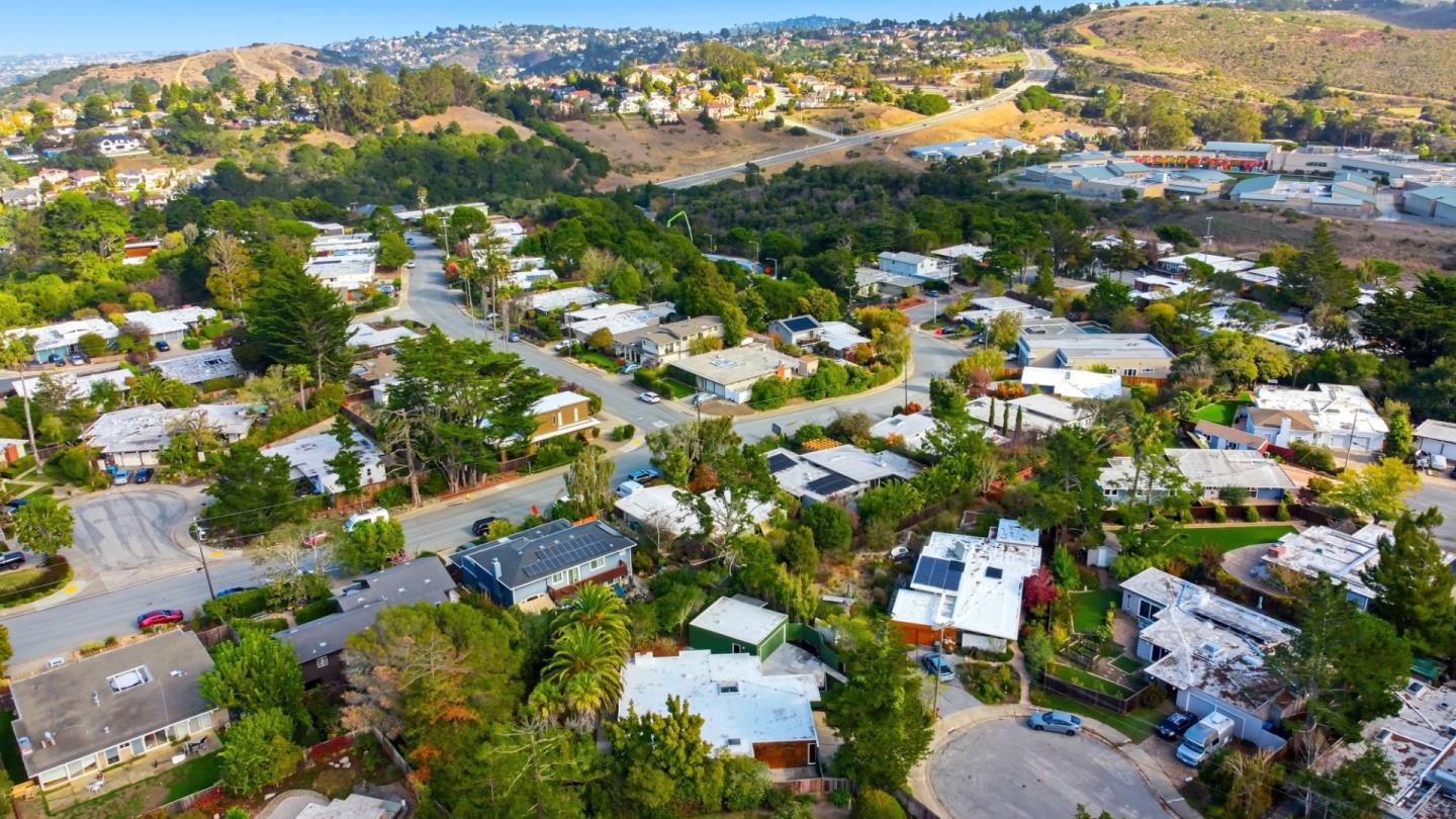 San Mateo, California, 94402, United States, 3 Bedrooms Bedrooms, ,2 BathroomsBathrooms,Residential,For Sale,1989577
