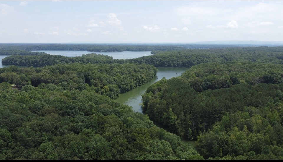 Winchester, Tennessee, 37398, United States, 3 Bedrooms Bedrooms, ,4 BathroomsBathrooms,Residential,For Sale,1928177