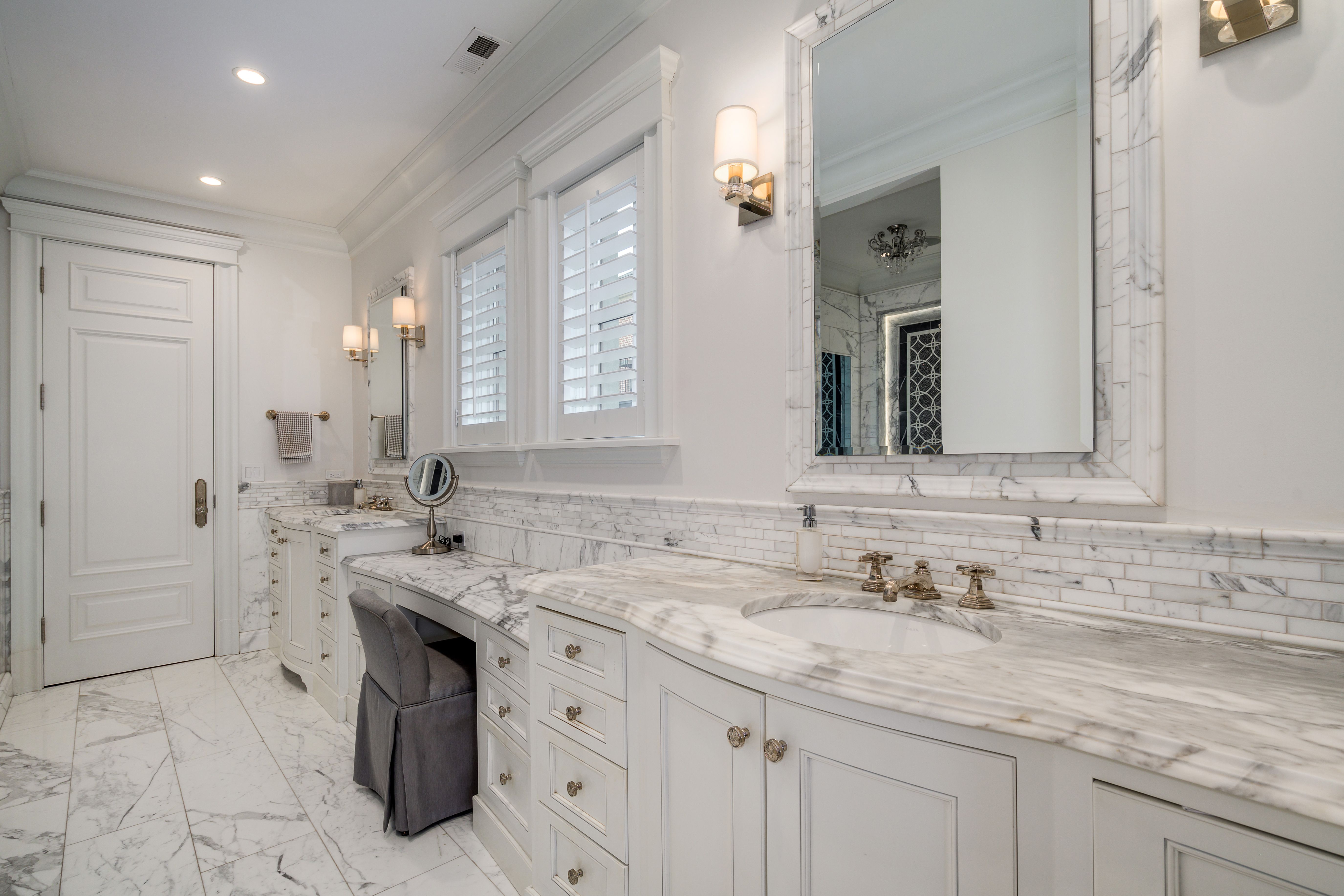  Impeccably Maintained Single-Family Residence on Lake Shore Drive - 物件實景