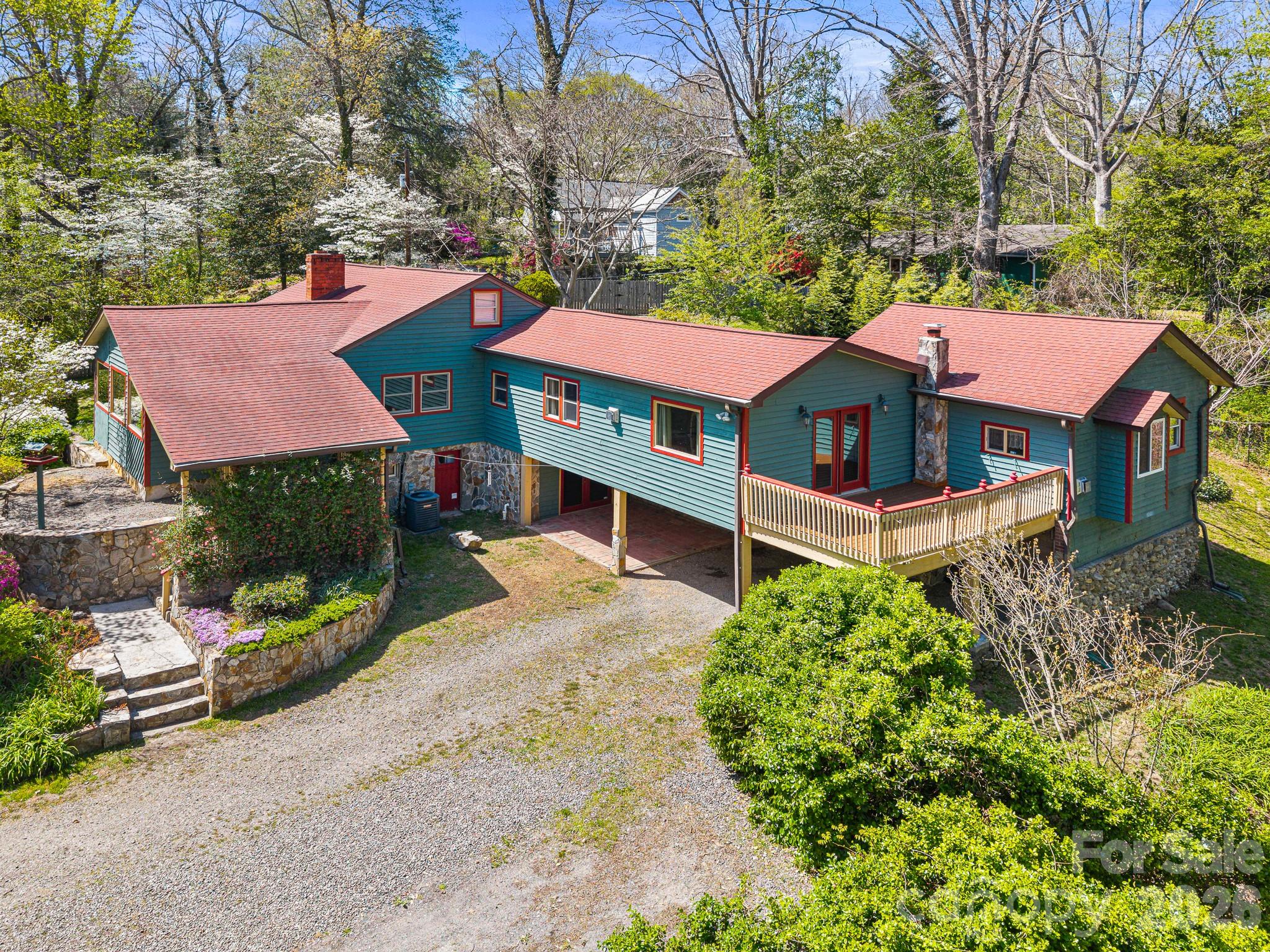 Black Mountain, North Carolina, 28711, United States, 3 Bedrooms Bedrooms, ,3 BathroomsBathrooms,Residential,For Sale,2037381