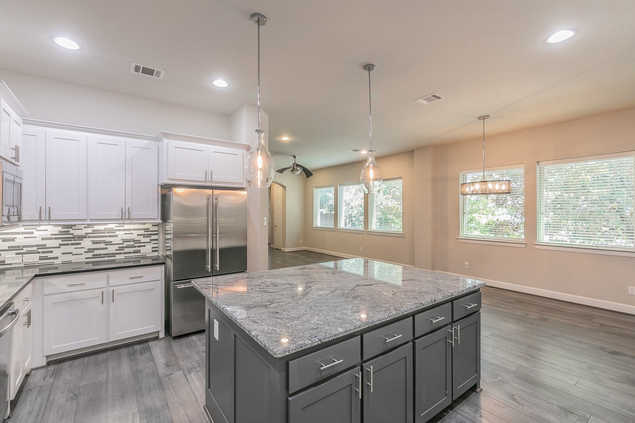 Dallas, Texas, 75238, United States, 3 Bedrooms Bedrooms, ,3 BathroomsBathrooms,Residential,For Sale,1982867