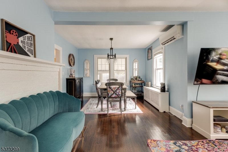 Scotch Plains Twp., New Jersey, 07076, United States, 4 Bedrooms Bedrooms, ,2 BathroomsBathrooms,Residential,For Sale,1900897