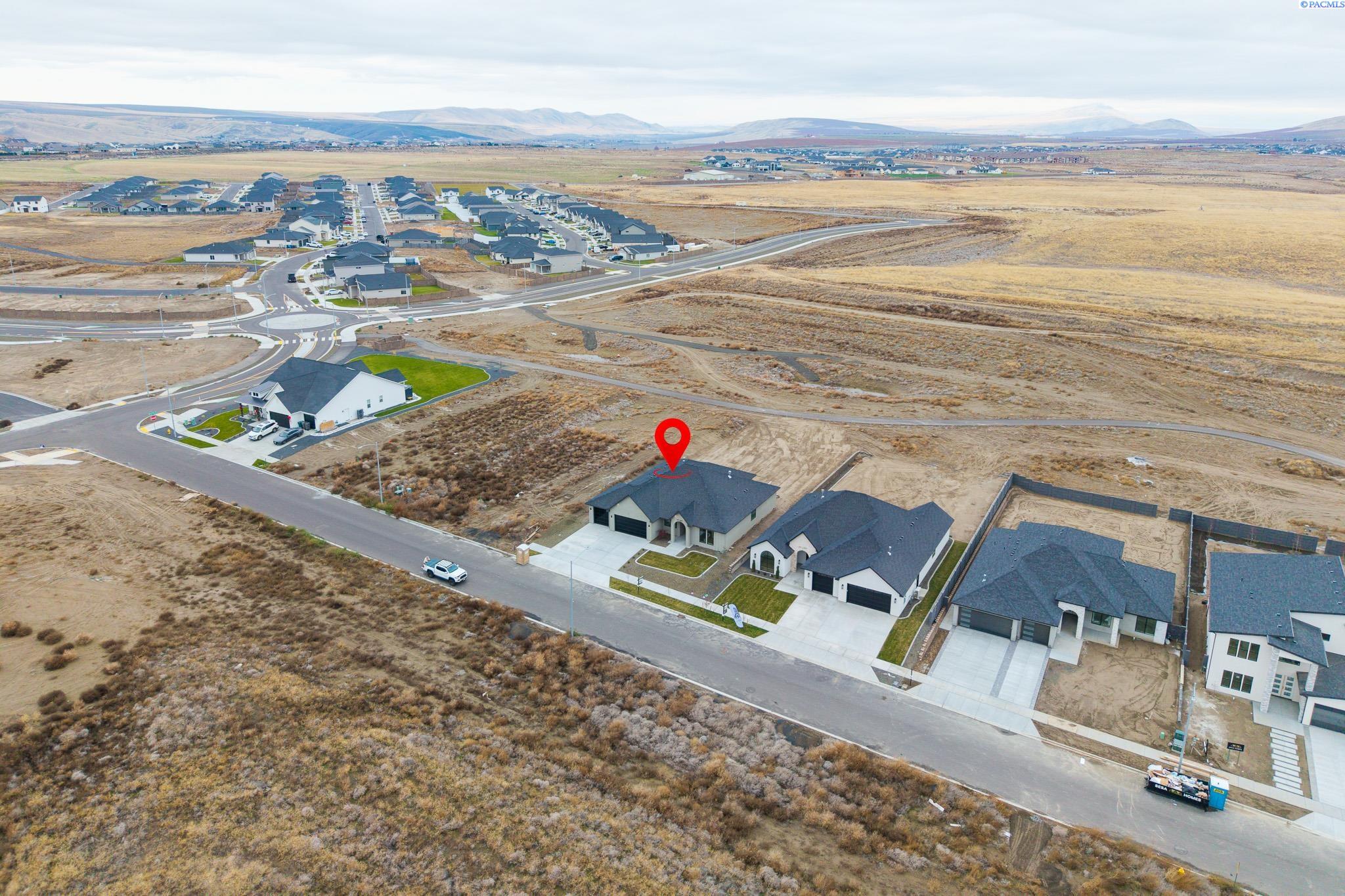 Richland, Washington, 99352, United States, 4 Bedrooms Bedrooms, ,2 BathroomsBathrooms,Residential,For Sale,2000118