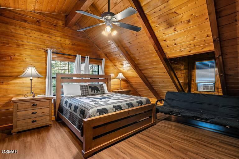 Sevierville, Tennessee, 37876, United States, 2 Bedrooms Bedrooms, ,4 BathroomsBathrooms,Residential,For Sale,2019046