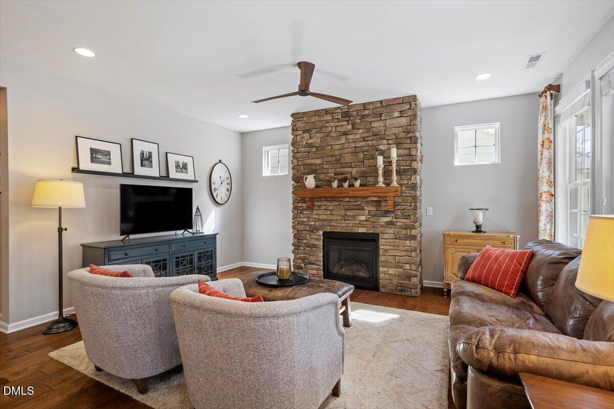 Durham, North Carolina, 27703, United States, 2 Bedrooms Bedrooms, ,2 BathroomsBathrooms,Residential,For Sale,1972659