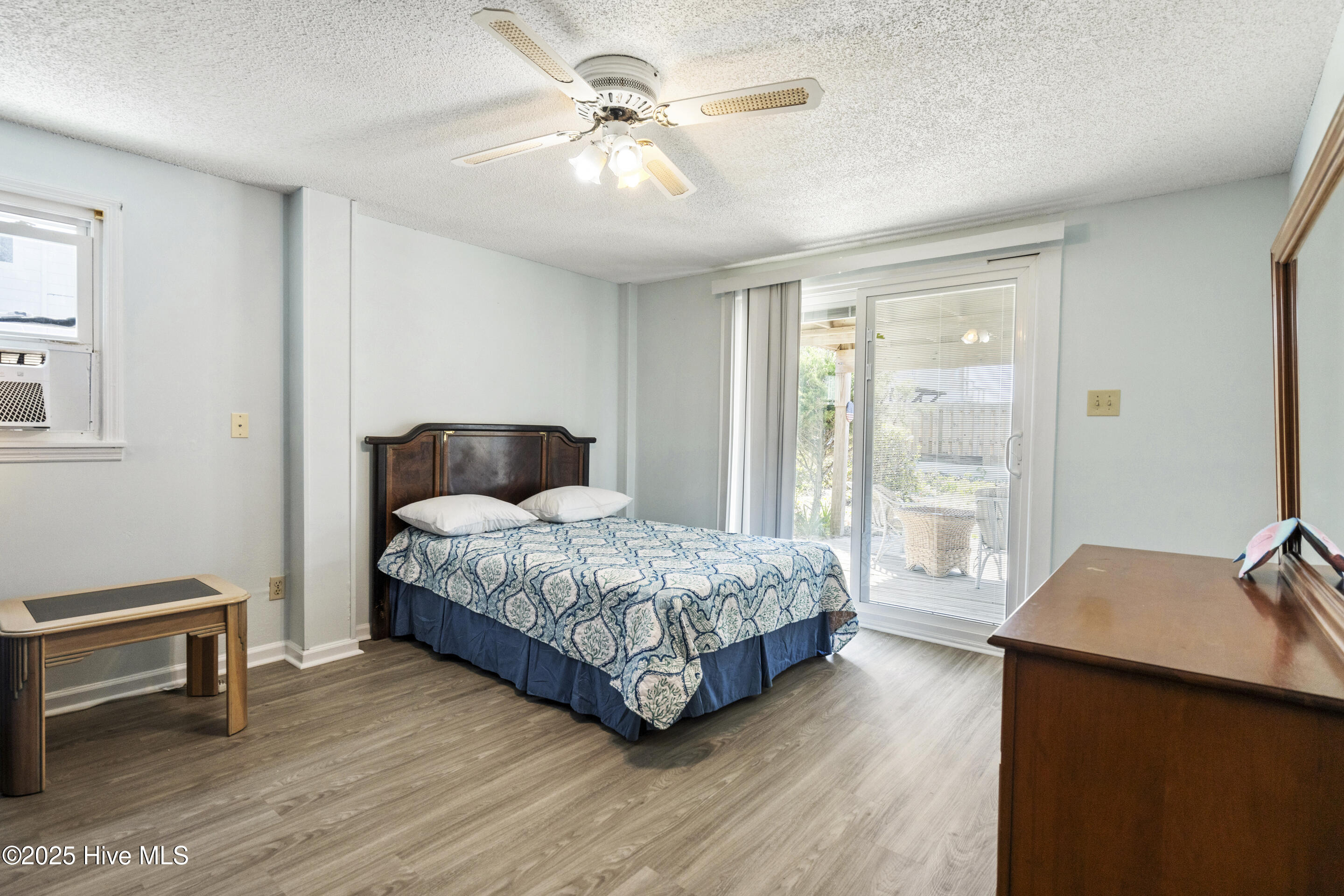 Surf City, North Carolina, 28445, United States, 3 Bedrooms Bedrooms, ,2 BathroomsBathrooms,Residential,For Sale,1794333