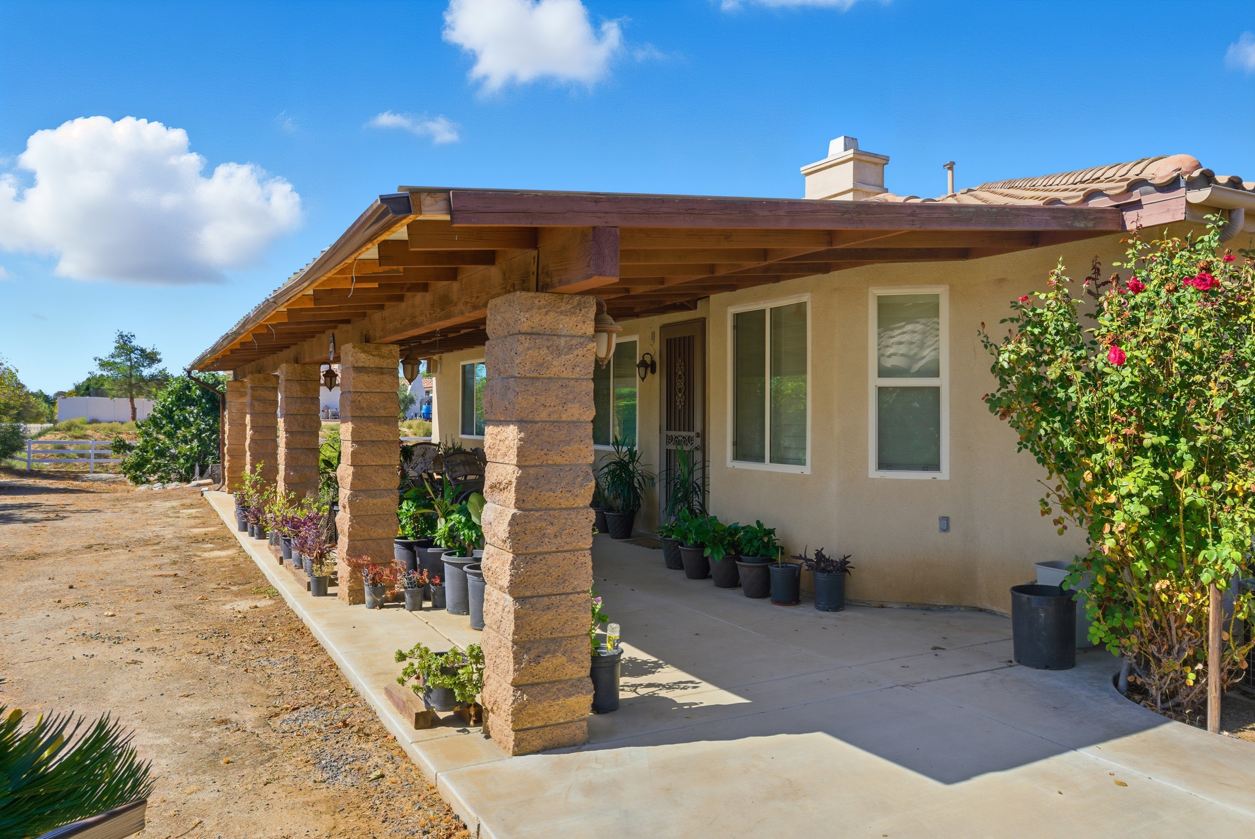  17715 Timberview Drive, Riverside, CA 92504 - 物件實景