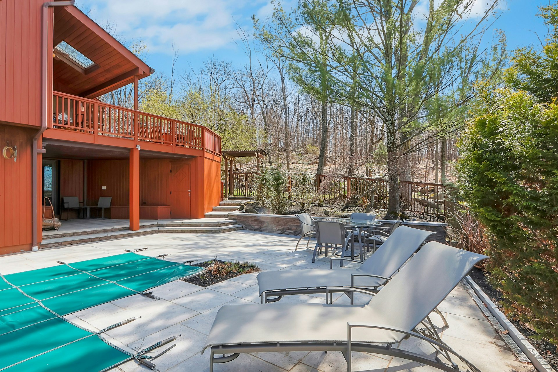  Mountain-Top Sanctuary - 物件實景