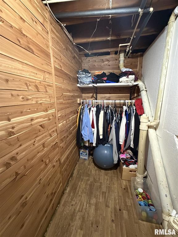 Abingdon, Illinois, 61410, United States, 3 Bedrooms Bedrooms, ,2 BathroomsBathrooms,Residential,For Sale,1976226