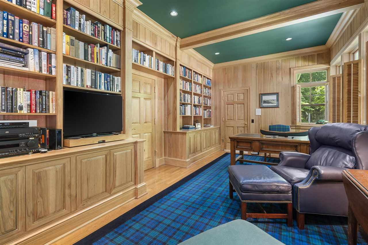 Harbor Springs, Michigan, 49740, United States, 7 Bedrooms Bedrooms, ,8 BathroomsBathrooms,Residential,For Sale,2000419