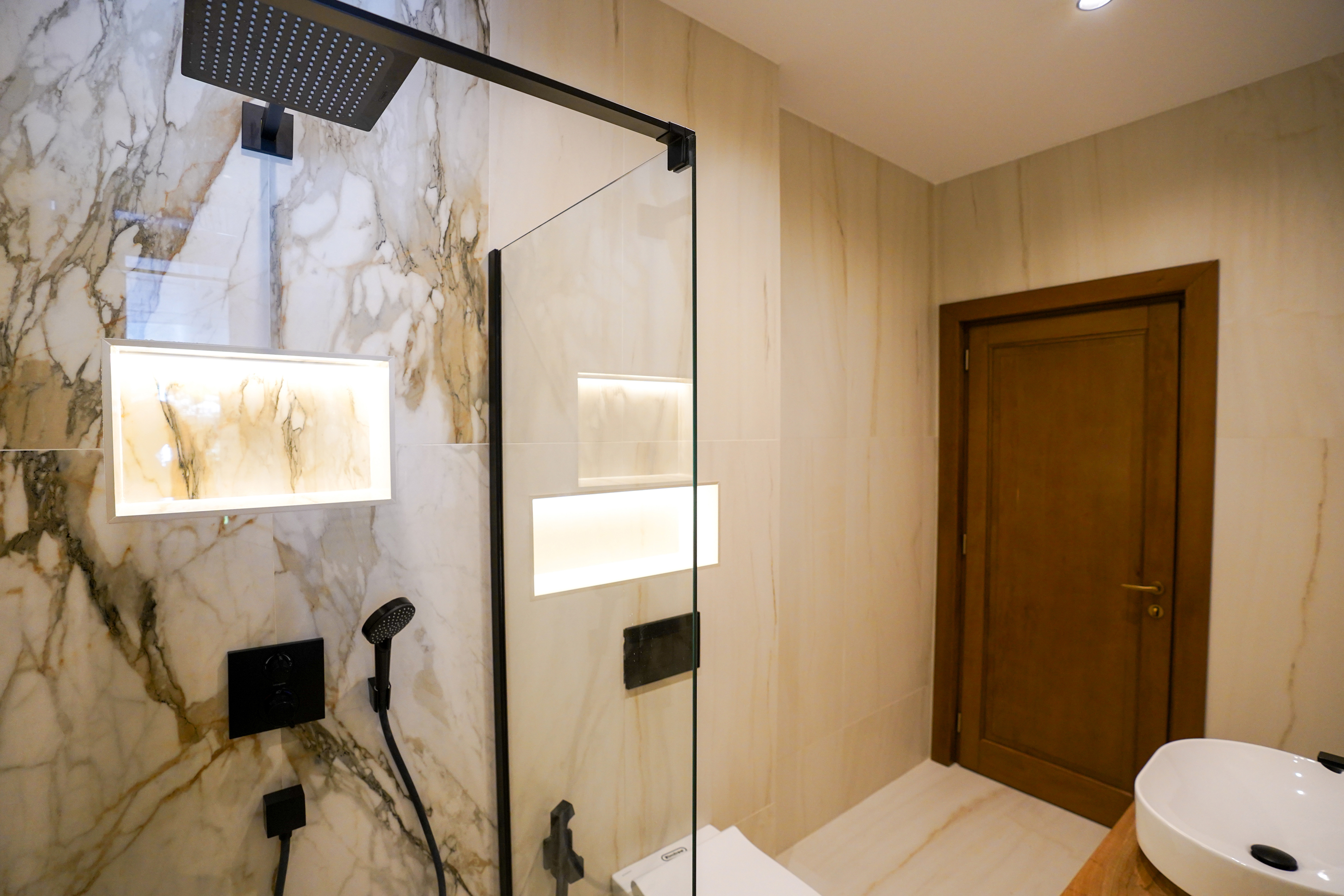  Modern Apartment Directly Adjacent to the Forest, Sinaia - 物件實景