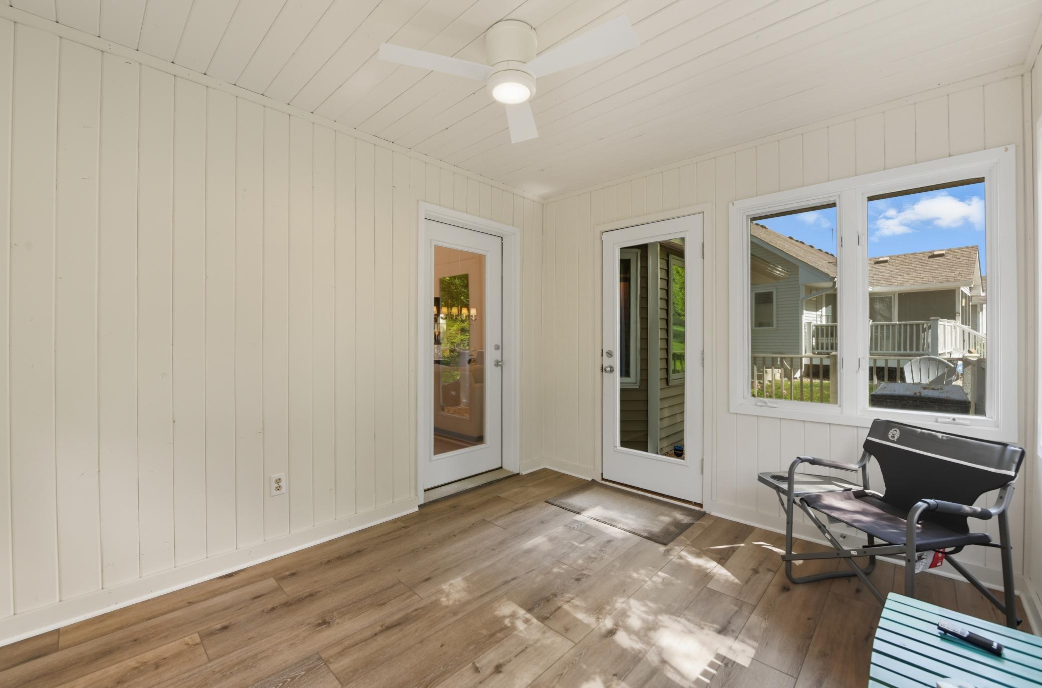 Shorewood, Minnesota, 55331, United States, 2 Bedrooms Bedrooms, ,3 BathroomsBathrooms,Residential,For Sale,1956041