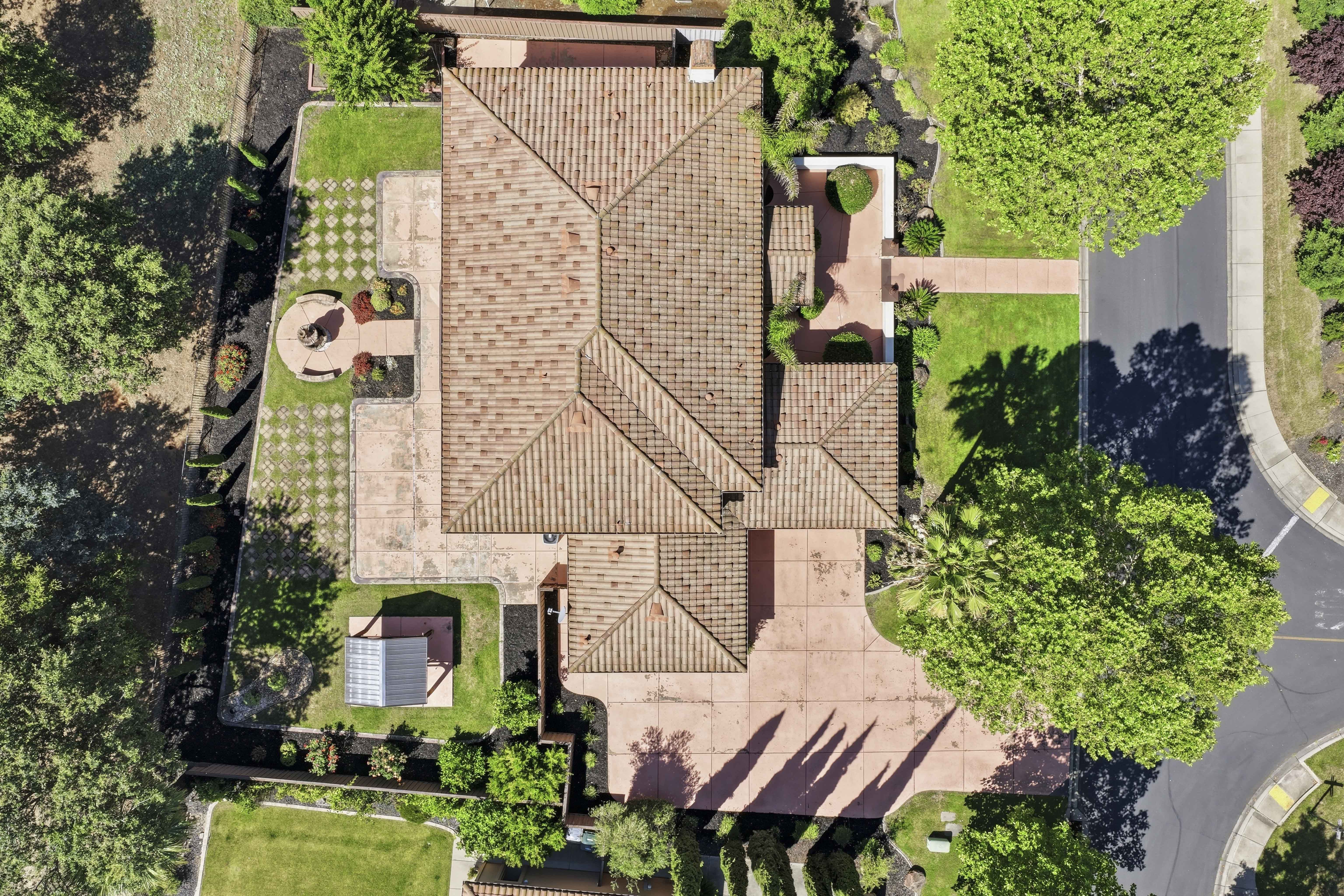  8587 Indianwood Lane, Roseville, CA 95747 - 物件實景