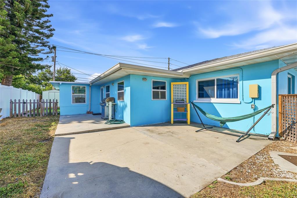 Dunedin, Florida, 34698, United States, 3 Bedrooms Bedrooms, ,2 BathroomsBathrooms,Residential,For Sale,2003433