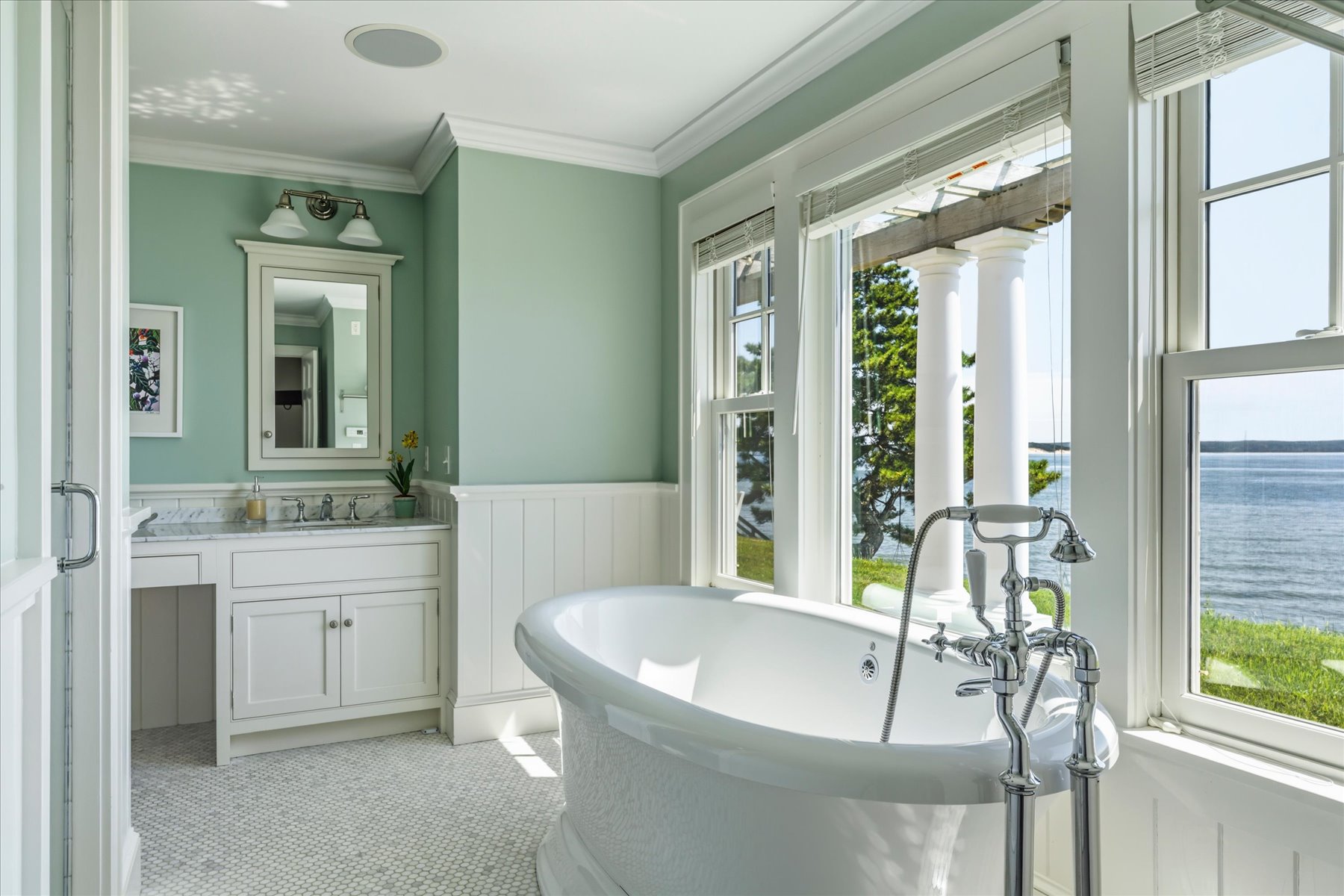  920 Cedar Point Drive E, Southold, NY, 11971 - 物件實景