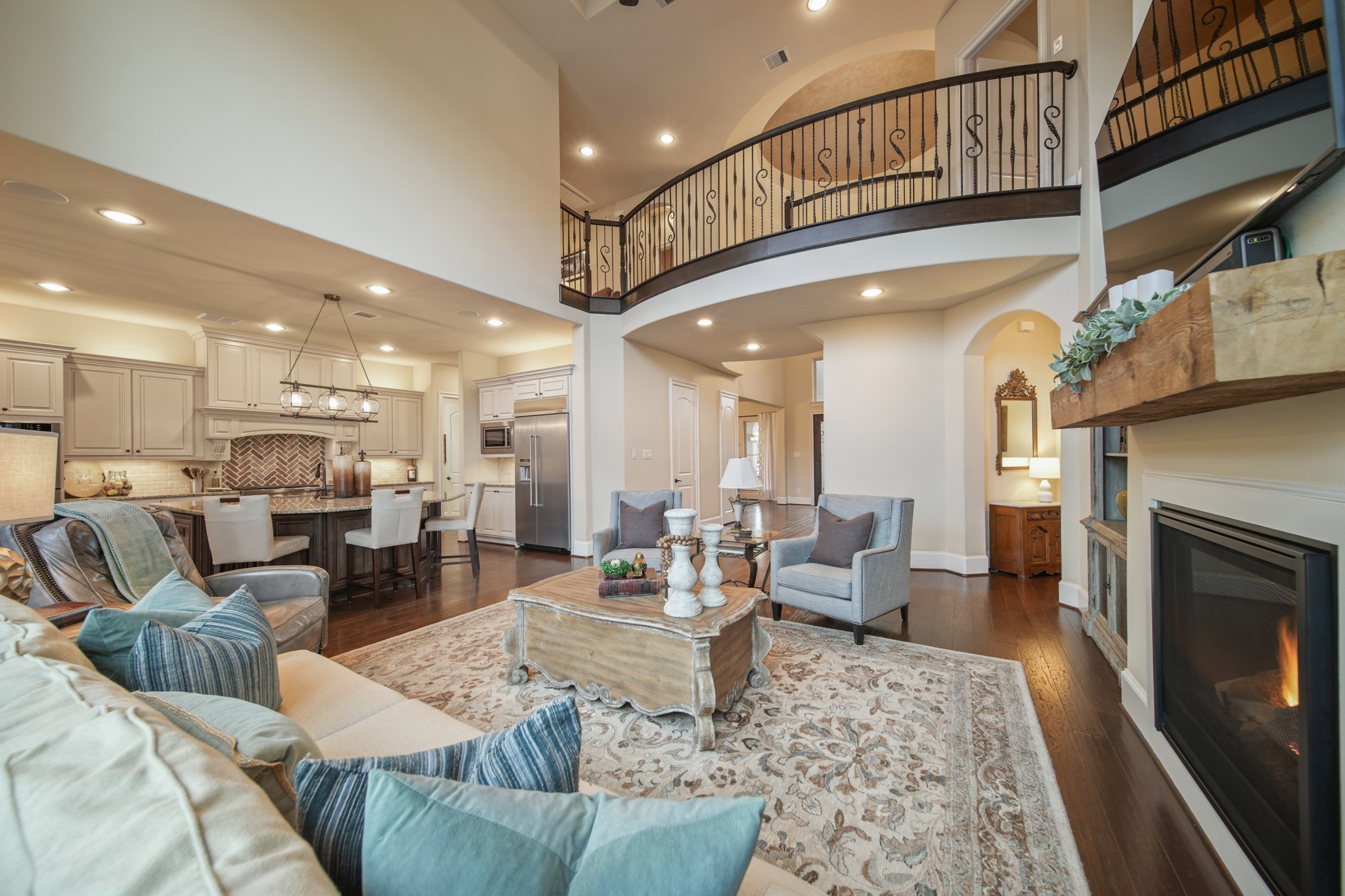 Friendswood, Texas, 77546, United States, 5 Bedrooms Bedrooms, ,6 BathroomsBathrooms,Residential,For Sale,1989691