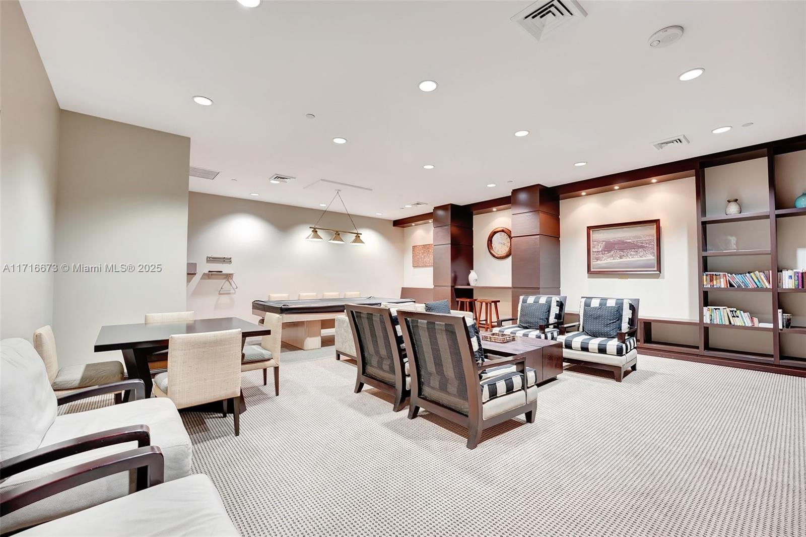 3598 Yacht Club Dr Unit 1901, Aventura, Florida, 33180, United States, 2 Bedrooms Bedrooms, ,2 BathroomsBathrooms,Residential,For Sale,3598 Yacht Club Dr Unit 1901,1679447