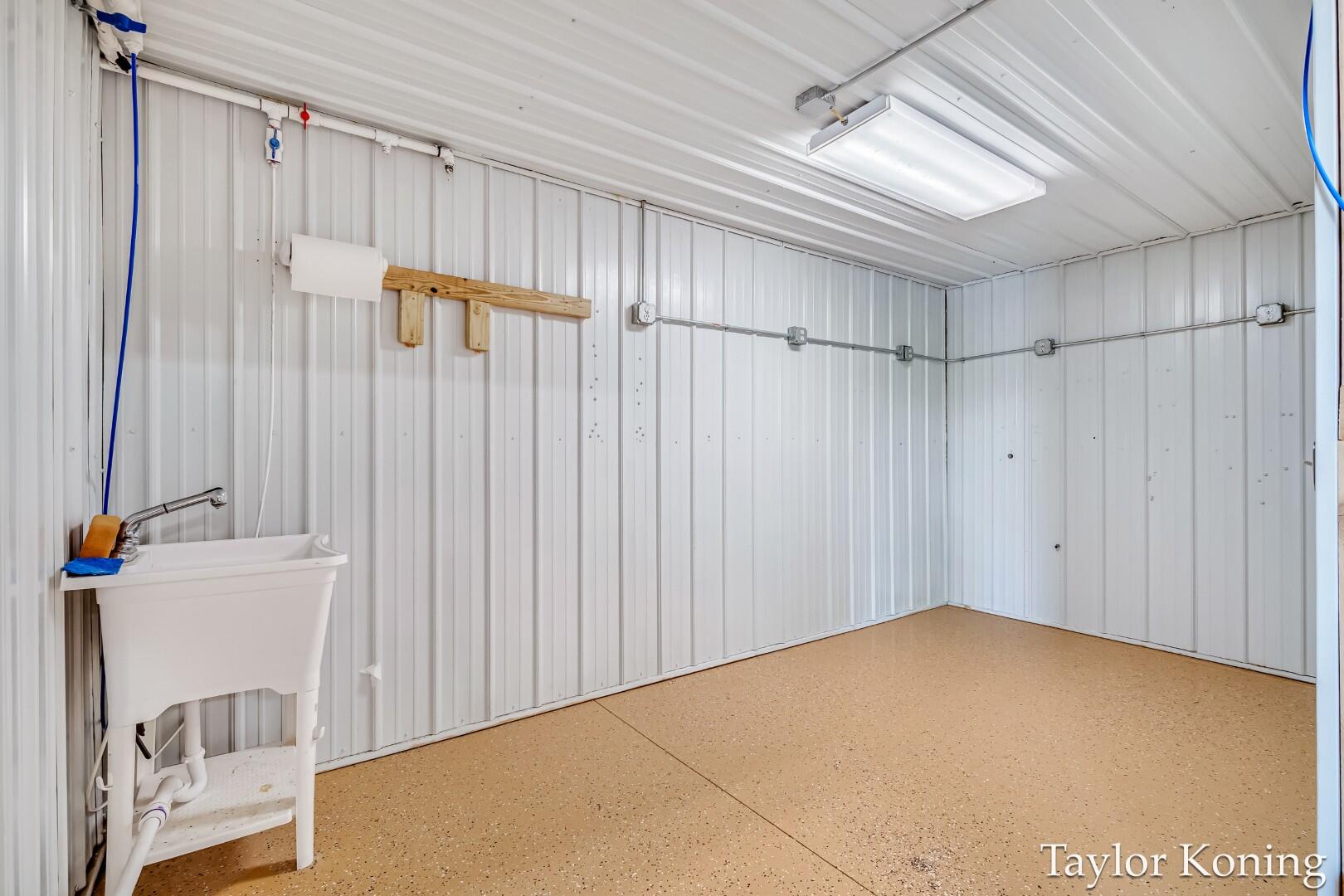 Hart, Michigan, 49420, United States, 2 Bedrooms Bedrooms, ,2 BathroomsBathrooms,Residential,For Sale,1949749