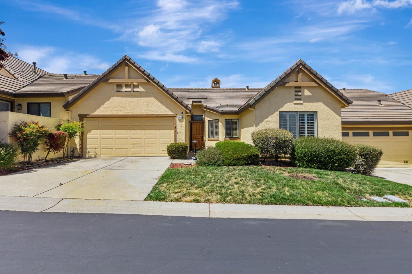 San Jose, California, 95135, United States, 2 Bedrooms Bedrooms, ,2 BathroomsBathrooms,Residential,For Sale,1827709