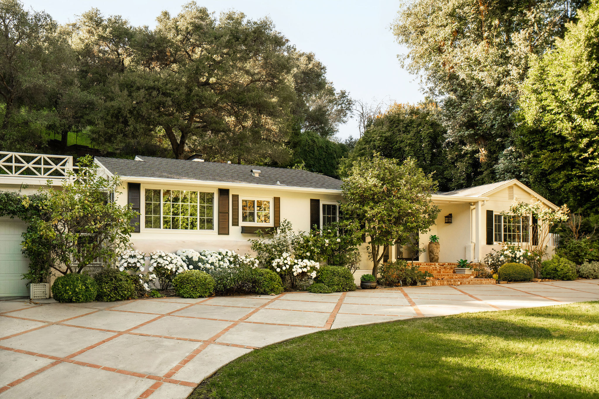  2533 Benedict Canyon Dr - 物件實景