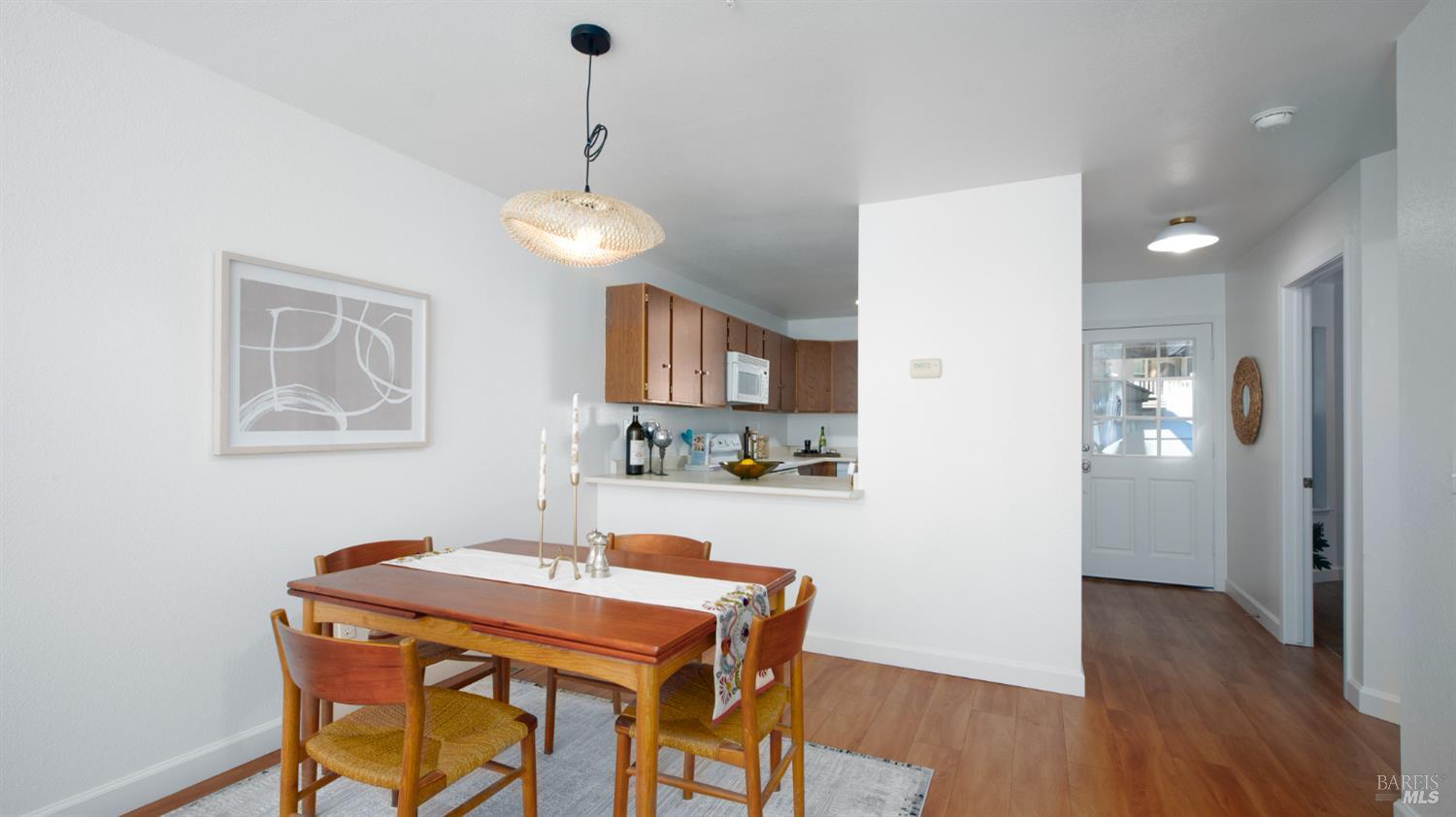 Novato, California, 94945, United States, 2 Bedrooms Bedrooms, ,1 BathroomBathrooms,Residential,For Sale,1958770