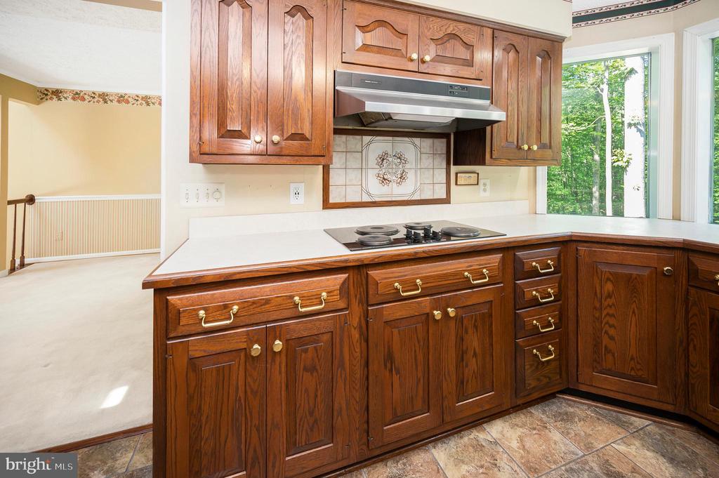 Woodbridge, Virginia, 22192, United States, 3 Bedrooms Bedrooms, ,3 BathroomsBathrooms,Residential,For Sale,1921378
