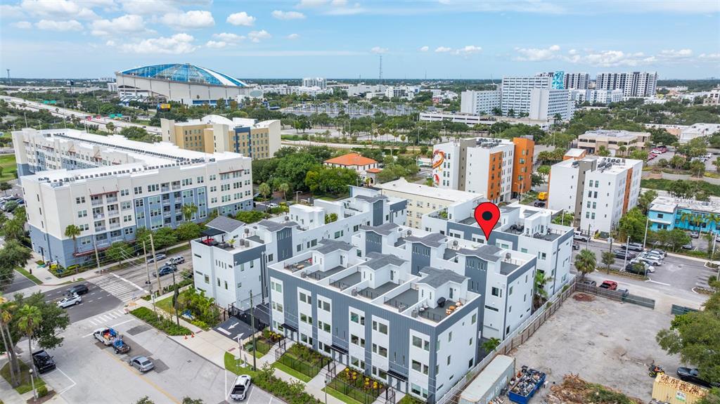 St Petersburg, Florida, 33701, United States, 2 Bedrooms Bedrooms, ,3 BathroomsBathrooms,Residential,For Sale,1994589