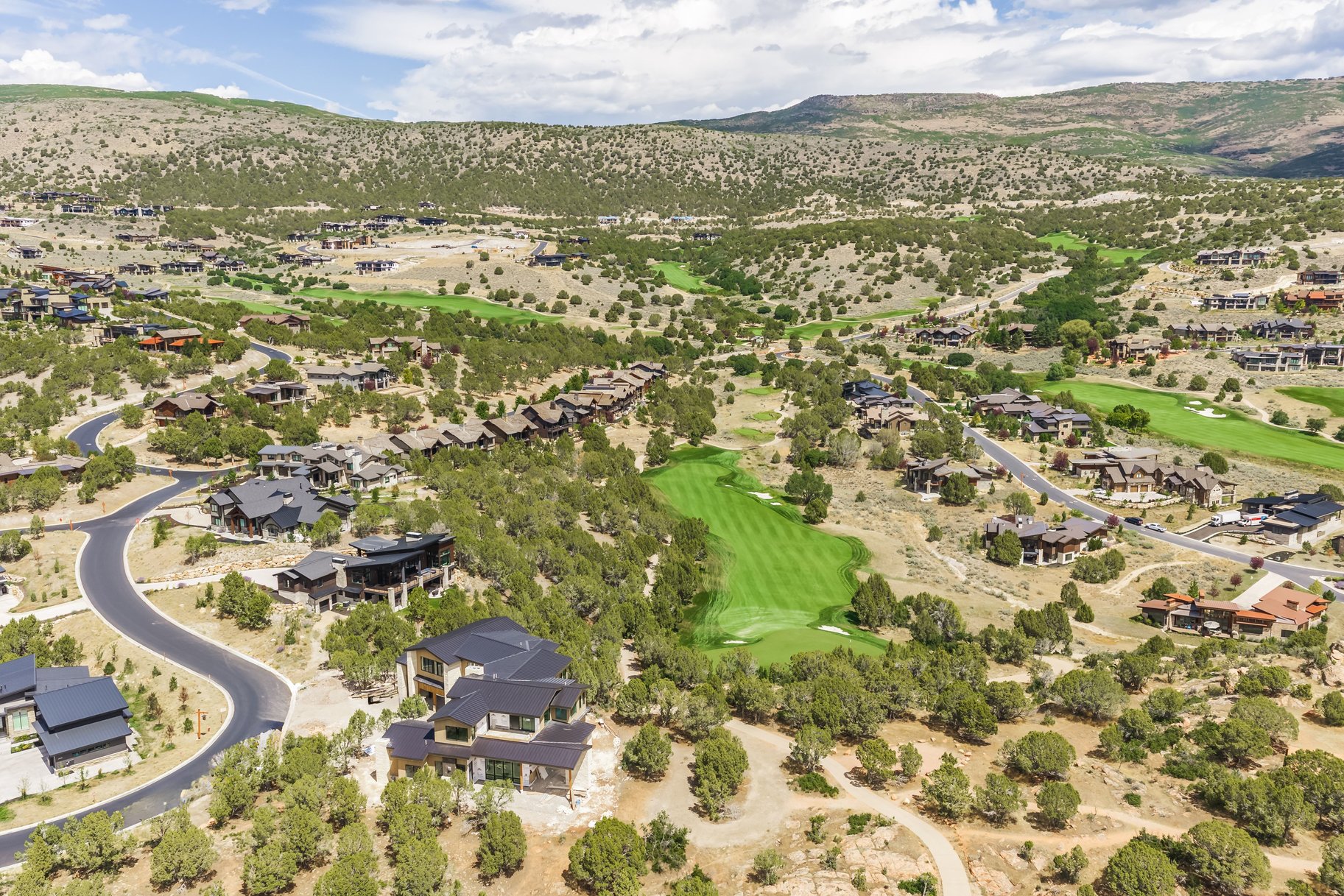  Luxury on Top of the Red Ledges - 物件實景