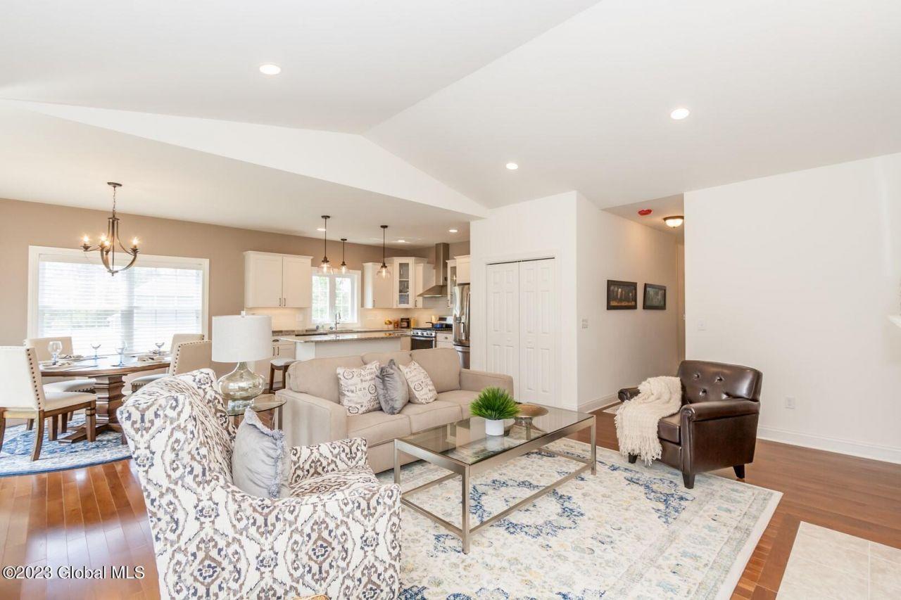 Saratoga Springs, New York, 12866, United States, 3 Bedrooms Bedrooms, ,3 BathroomsBathrooms,Residential,For Sale,1877244