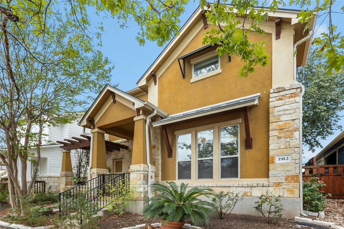 Austin, Texas, 78723, United States, 4 Bedrooms Bedrooms, ,3 BathroomsBathrooms,Residential,For Sale,2001607
