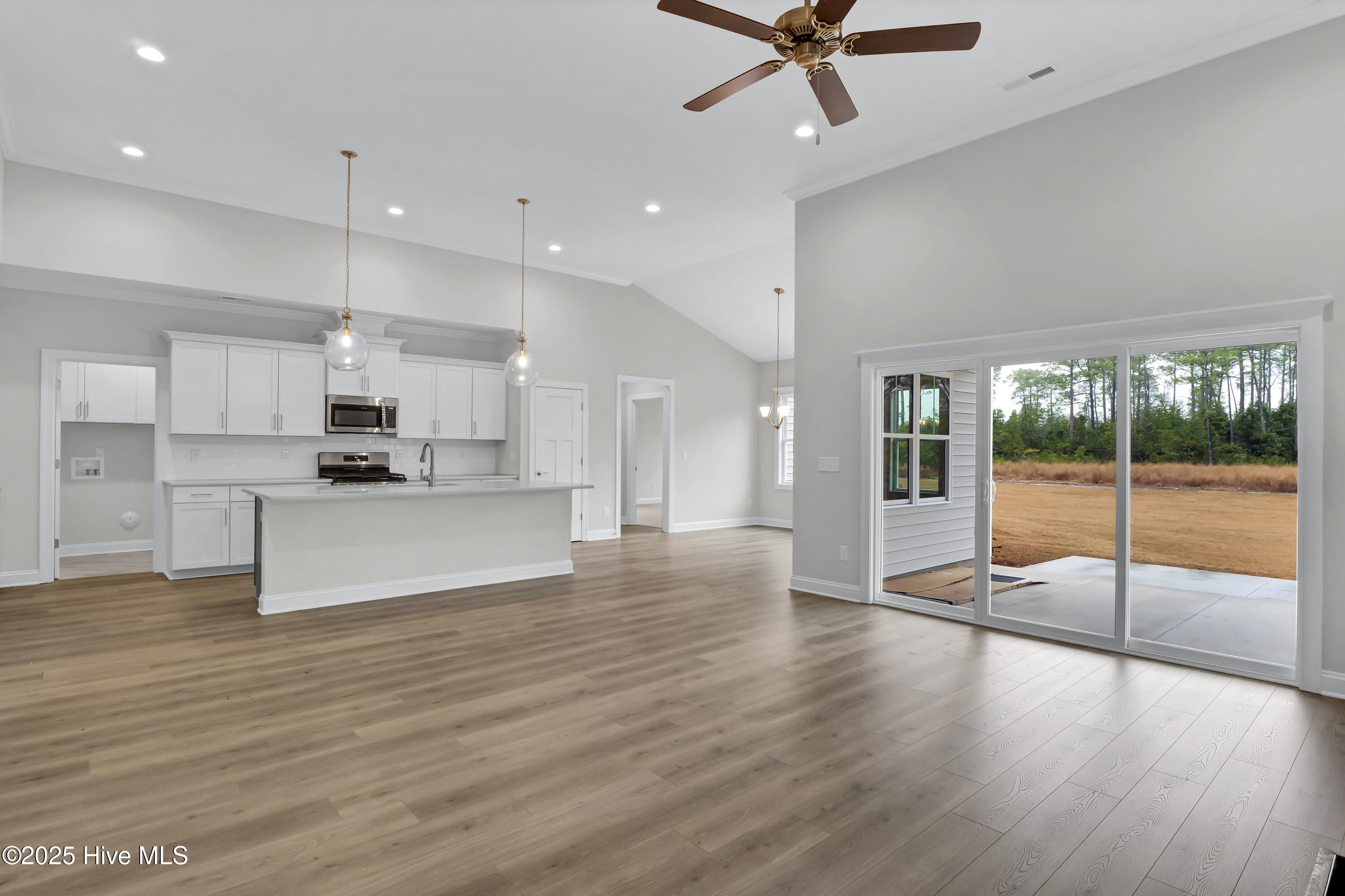 2806 Longleaf Pine Circle, Leland, North Carolina, 28451, United States, 4 Bedrooms Bedrooms, ,4 BathroomsBathrooms,Residential,For Sale,2806 Longleaf Pine Circle,1673597