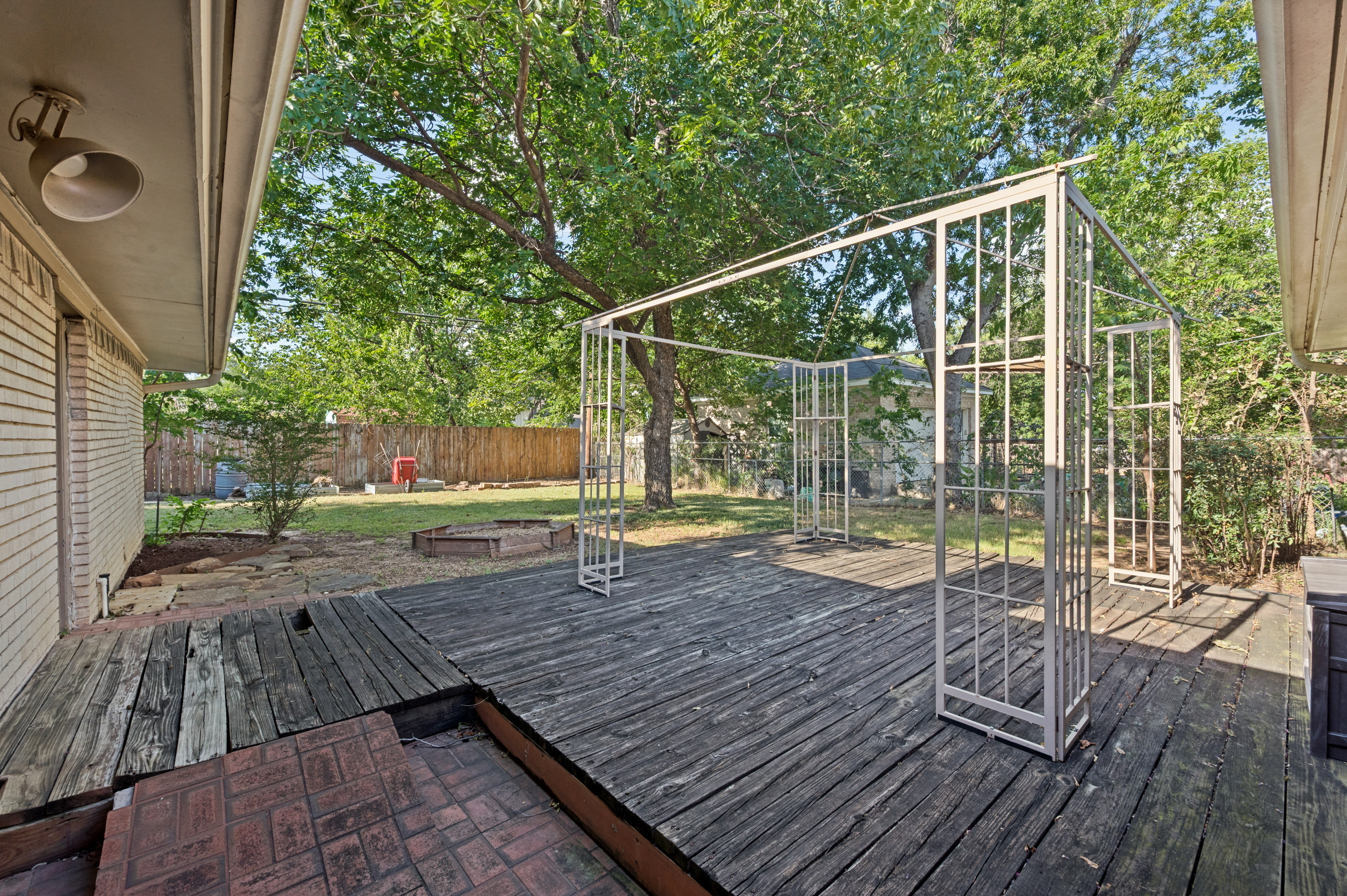  221 Linda Lane, Irving, TX, 75062 - 物件實景