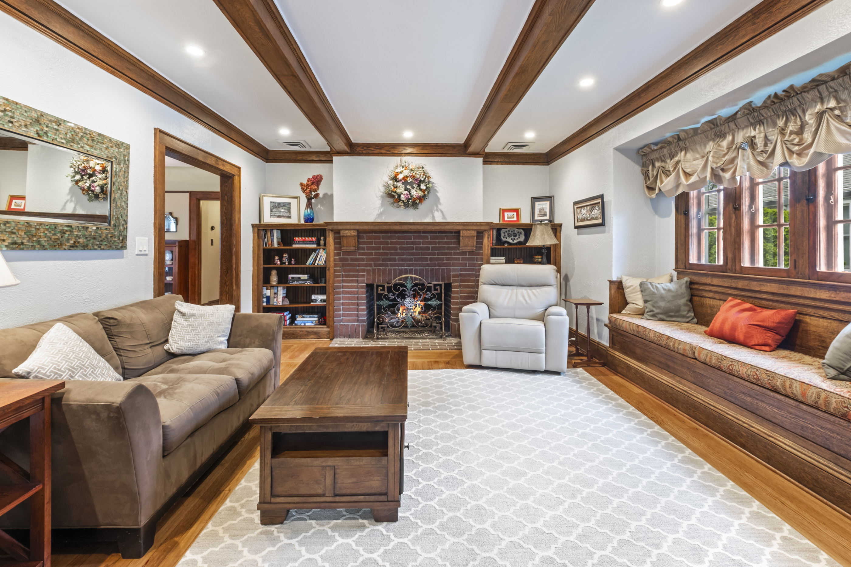 Bellerose Village, New York, 11001, United States, 3 Bedrooms Bedrooms, ,2 BathroomsBathrooms,Residential,For Sale,1974559