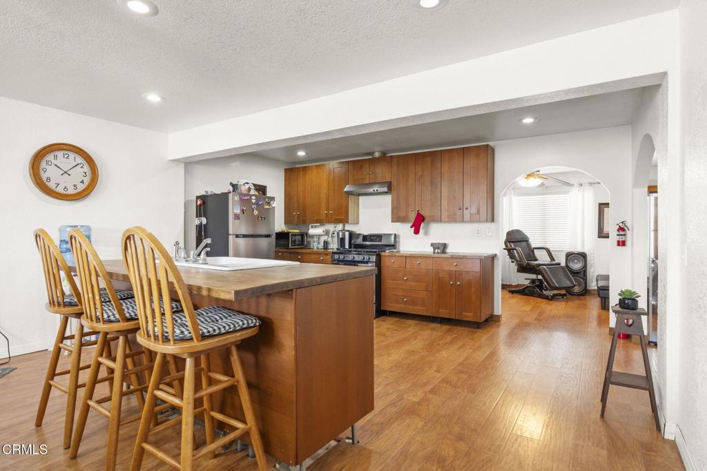 Fillmore, California, 93015, United States, 4 Bedrooms Bedrooms, ,3 BathroomsBathrooms,Residential,For Sale,1869296