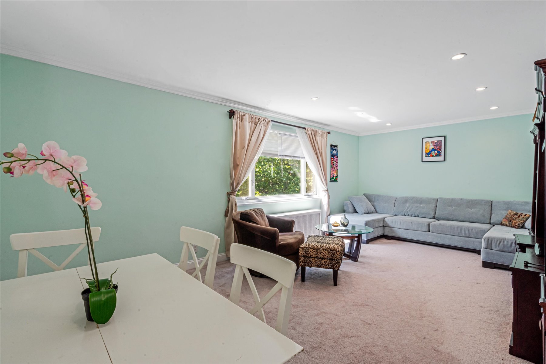  209-87 18th Avenue Unit# 196, Bayside, NY, 11360 - 物件實景