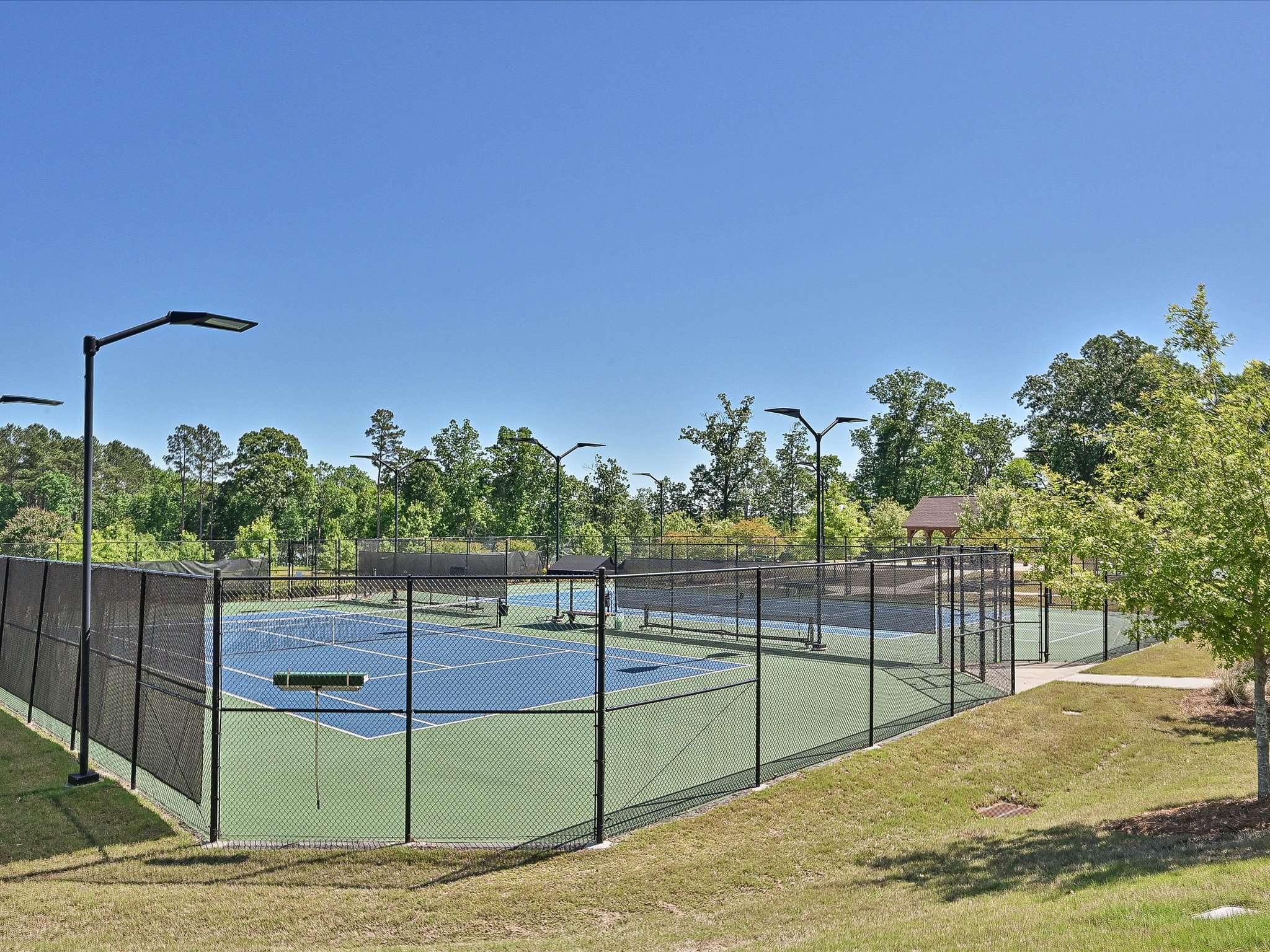 Mount Holly, North Carolina, 28120, United States, 4 Bedrooms Bedrooms, ,3 BathroomsBathrooms,Residential,For Sale,2049218