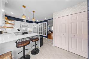 Ottawa, Ontario, K1V 2B2, CA, 3 Bedrooms Bedrooms, ,3 BathroomsBathrooms,Residential,For Sale,2003216