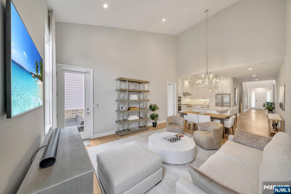 River Vale, New Jersey, 07675, United States, 3 Bedrooms Bedrooms, ,5 BathroomsBathrooms,Residential,For Sale,1906590